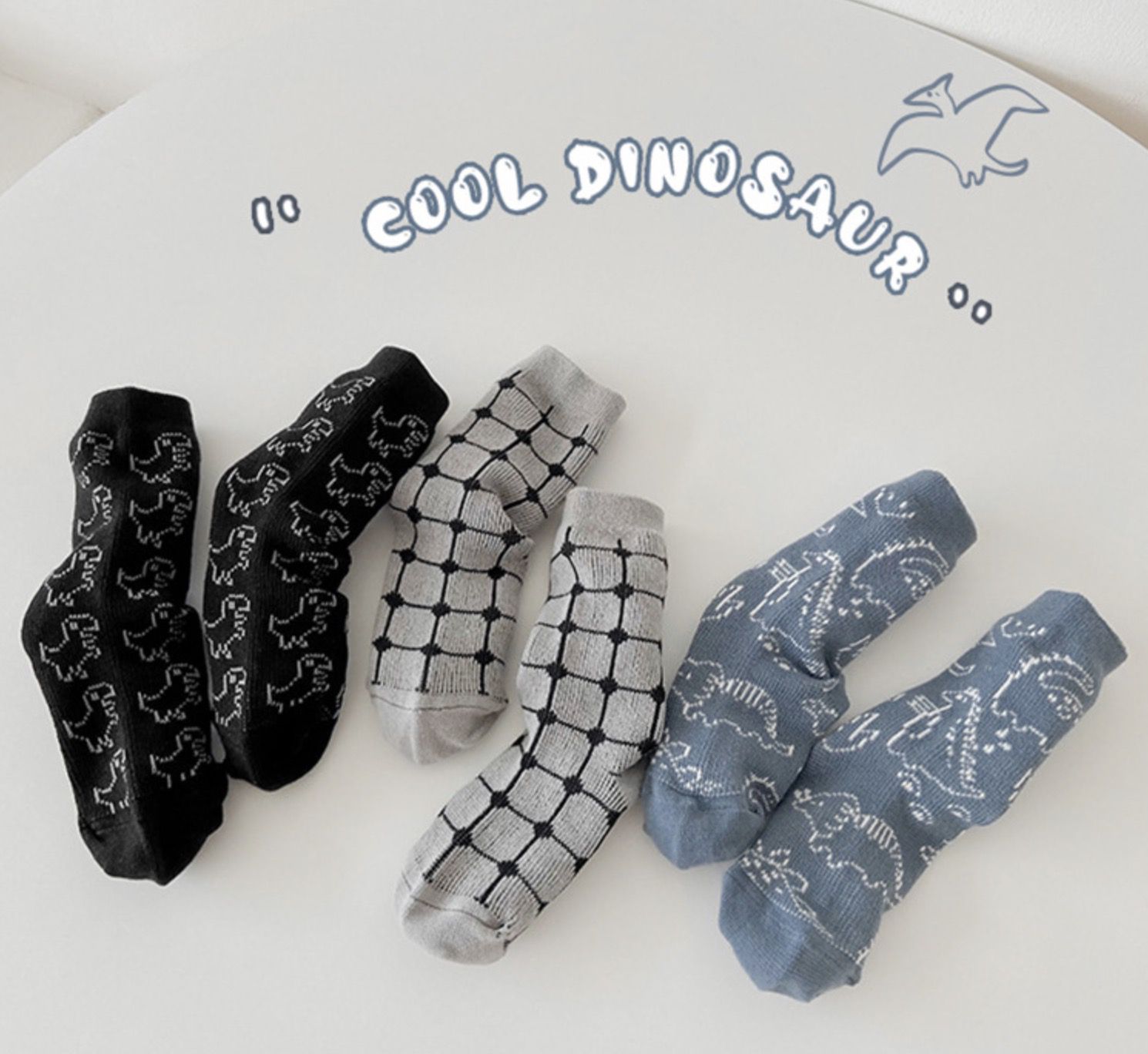 love, charlotte - 塗鴉風恐龍中筒精梳棉襪-3 雙一組