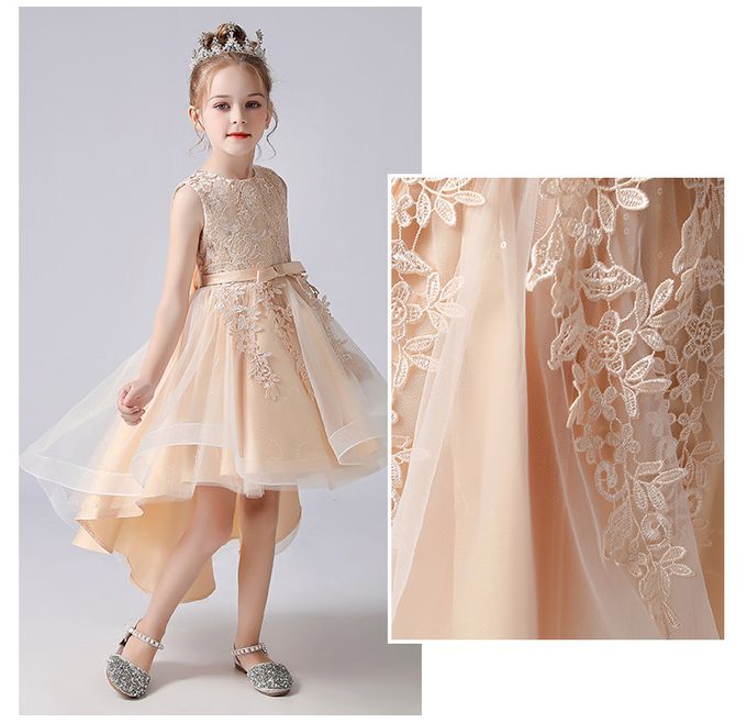 蕾絲圓領前短後長小禮服-淺藍色