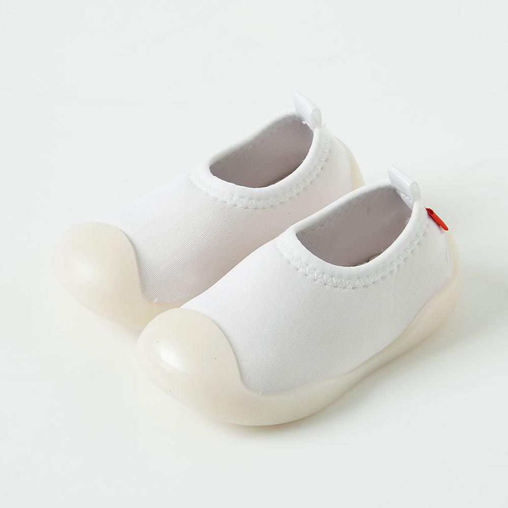 韓國 OZKIZ - 腳尖加強防護輕量兒童沙灘鞋/戲水鞋-白