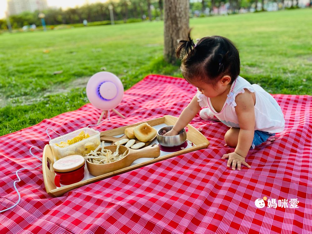 【韓國ifif  靜音強效LED滅蚊燈】史上最美馬卡龍色