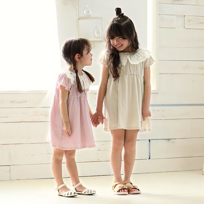 日本 ZOOLAND - 清爽楊柳 蕾絲領木耳短袖洋裝-米杏