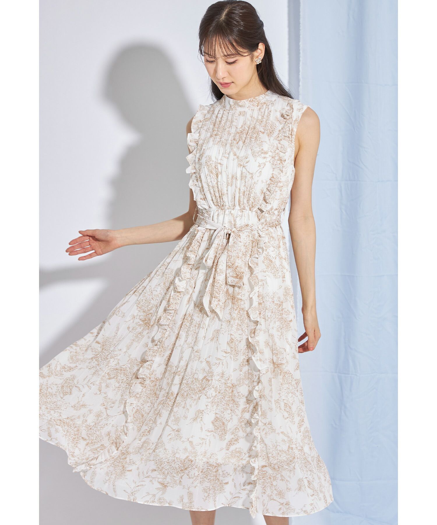 日本 tocco-closet - 波浪百褶綁帶雪紡洋裝-氣質杏