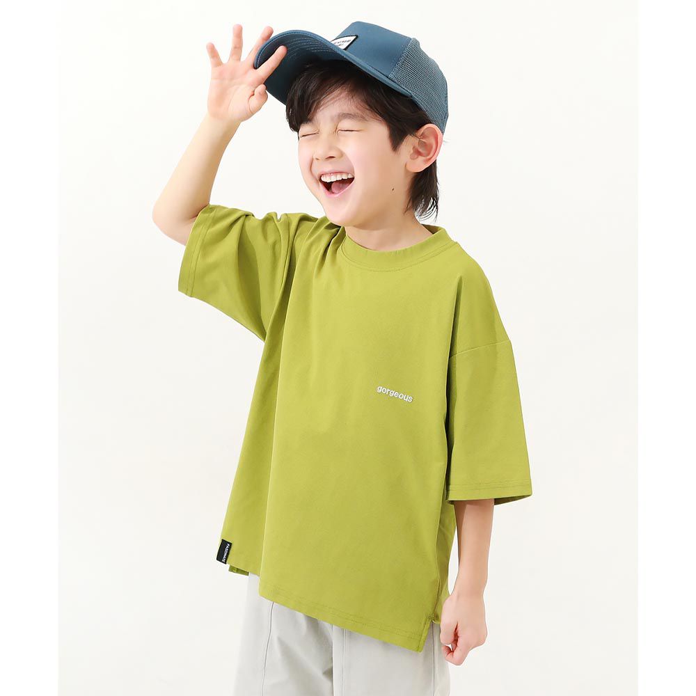 日本 devirock - 易清潔系列 短袖上衣-刺繡字-開心果綠