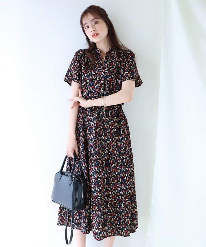 日本 BLUE EAST - 氣質小V領排釦短袖洋裝-素色-綠 (M(Free))