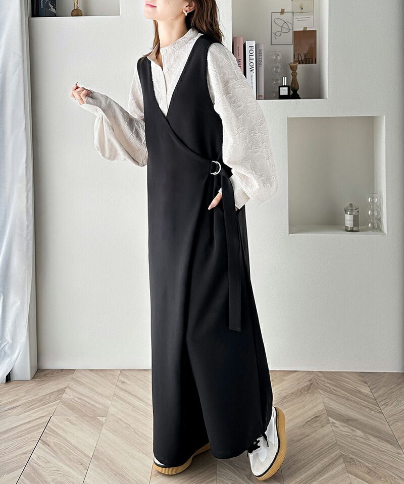 日本 Classical Elf - 前後穿V領垂墜感綁腰休閒寬褲-黑