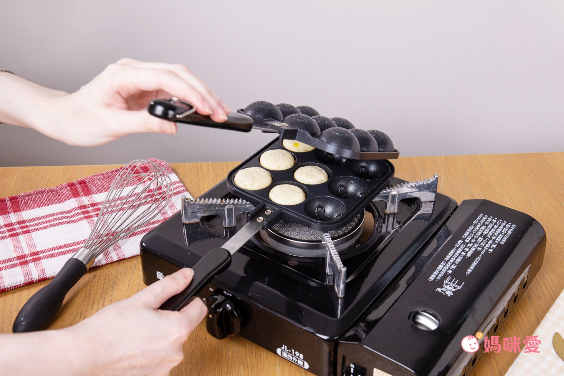 超萌多啦A夢、米奇造型！日本SKATER 鬆餅、熱壓吐司烤盤