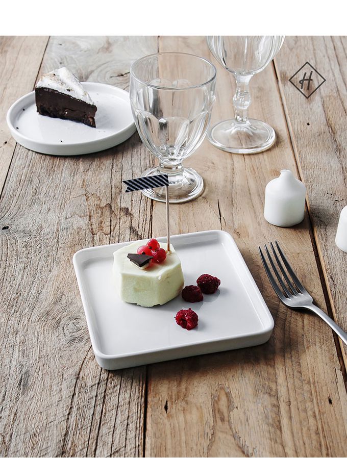 韓國 SSUEIM - LEED系列莫蘭迪陶瓷方形淺盤14cm (灰色)