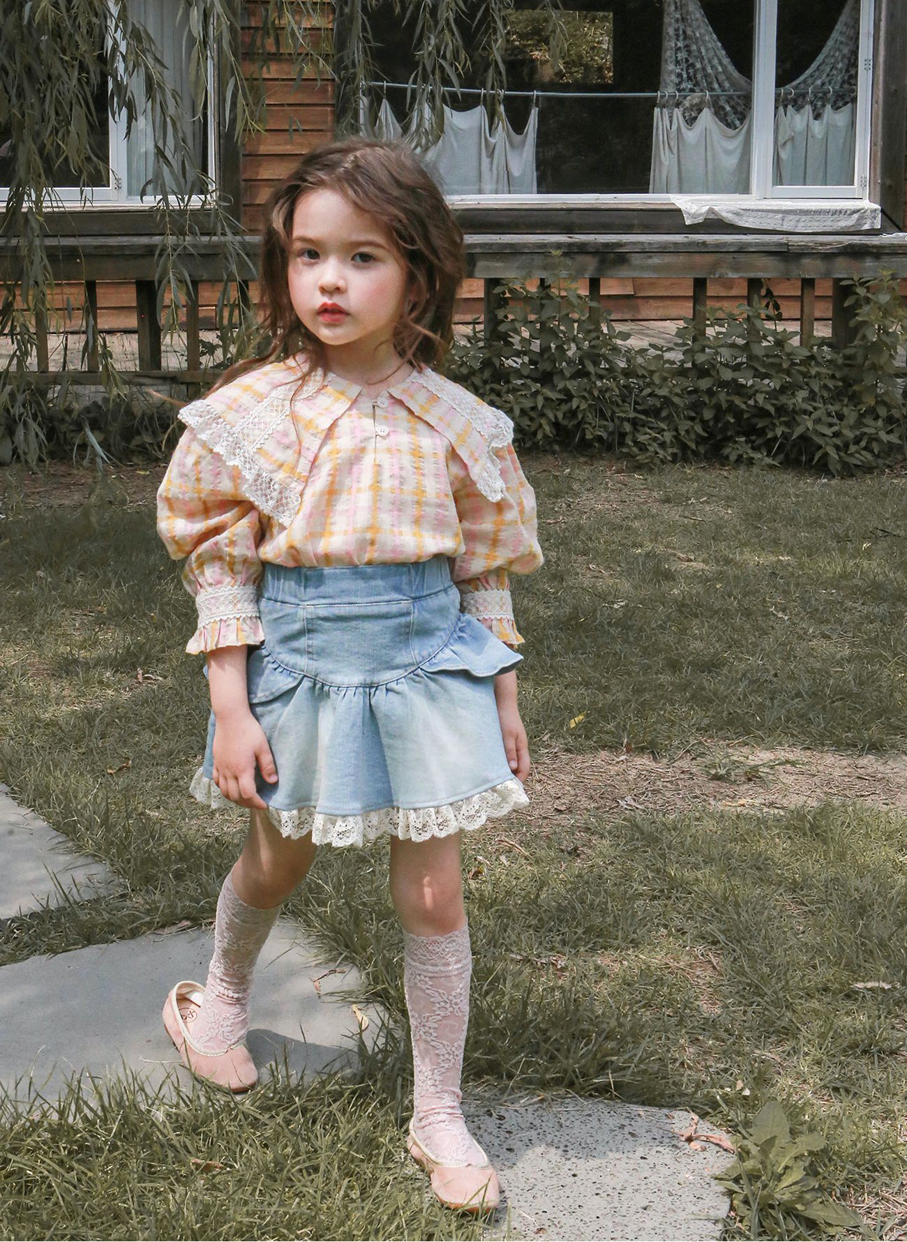 韓國 Puellaflo - 雙色格紋蕾絲點綴大翻領上衣-粉X橘格紋