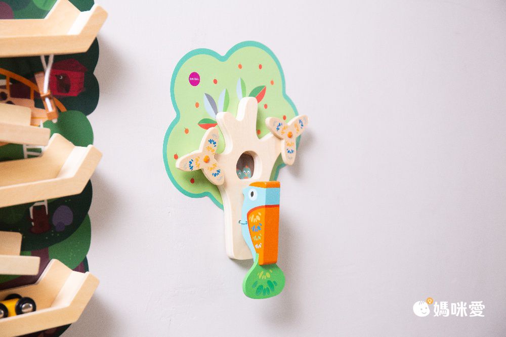 免收拾【新加坡Oribel】壁貼玩具，貼在牆上想玩就玩！