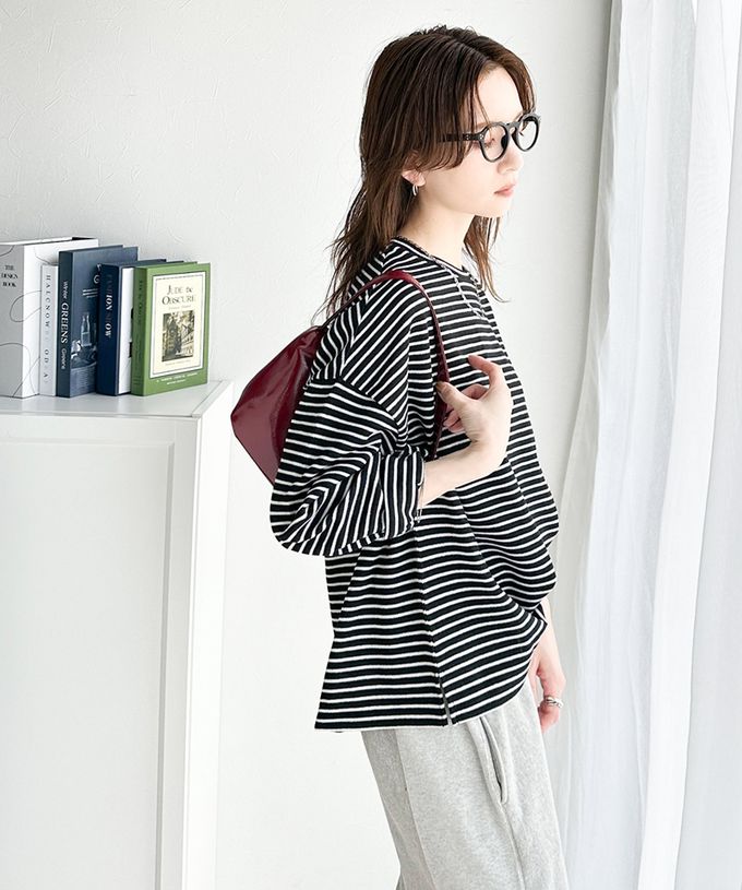 日本 Classical Elf - 萬能定番細條紋側開叉長袖上衣-黑底白線