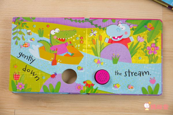 孩子超愛音效書單本160元❤ 1歲起英文遊戲操作書！玩到跟著節奏搖擺囉♫