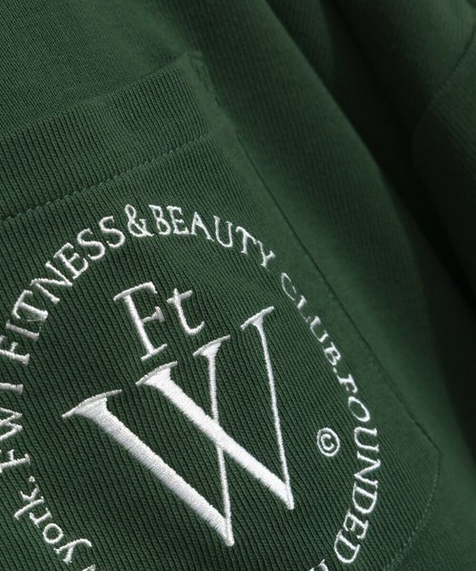 日本 Lupilien - 背後英文印花寬鬆休閒短版上衣-海軍藍