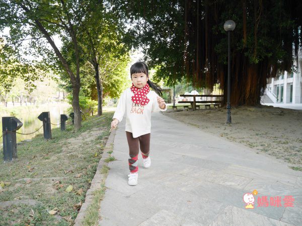 上竄下跳也不會掉！【台灣製貝柔】兒童圍巾/褲襪