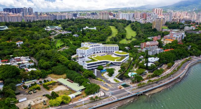 淡水河景第一排【將捷金鬱金香酒店】超值家庭專案