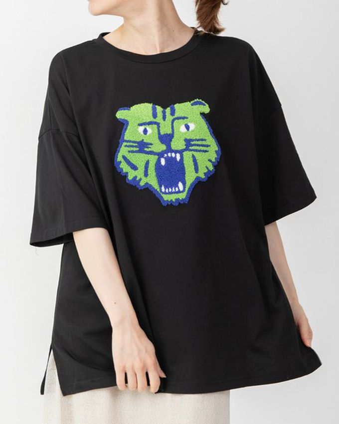 日本 gleam - 逗趣老虎相良刺繡寬大風短袖T恤-橘老虎-燕麥灰
