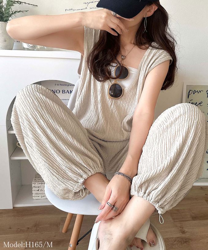 日本 Classical Elf - 前後2way領魅力緹花柔軟連身褲-黑