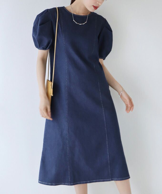 日本 BLUE EAST - 丹寧風顯瘦剪裁泡泡短袖洋裝-白