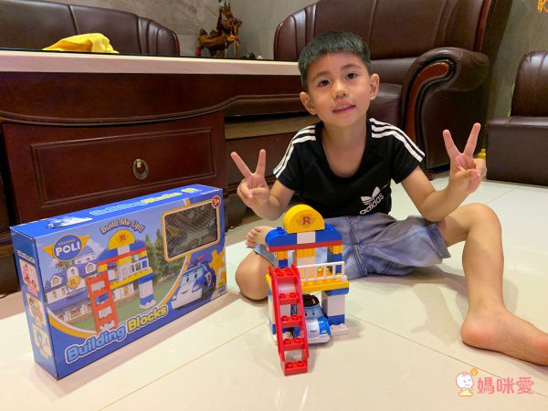 POLI 波力 - 安寶積木組