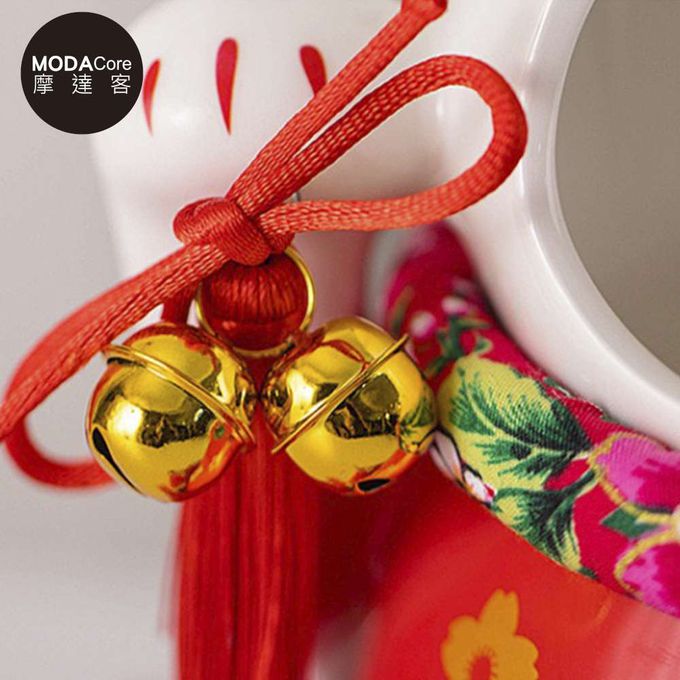 MODACore 摩達客 - 摩達客◉春節開運◉陶瓷藍色大嘴招財貓擺飾(含坐墊)聚寶盆糖果收納