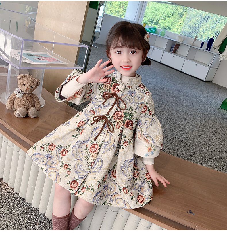 復古油畫風長版外套-花花-奶咖啡色