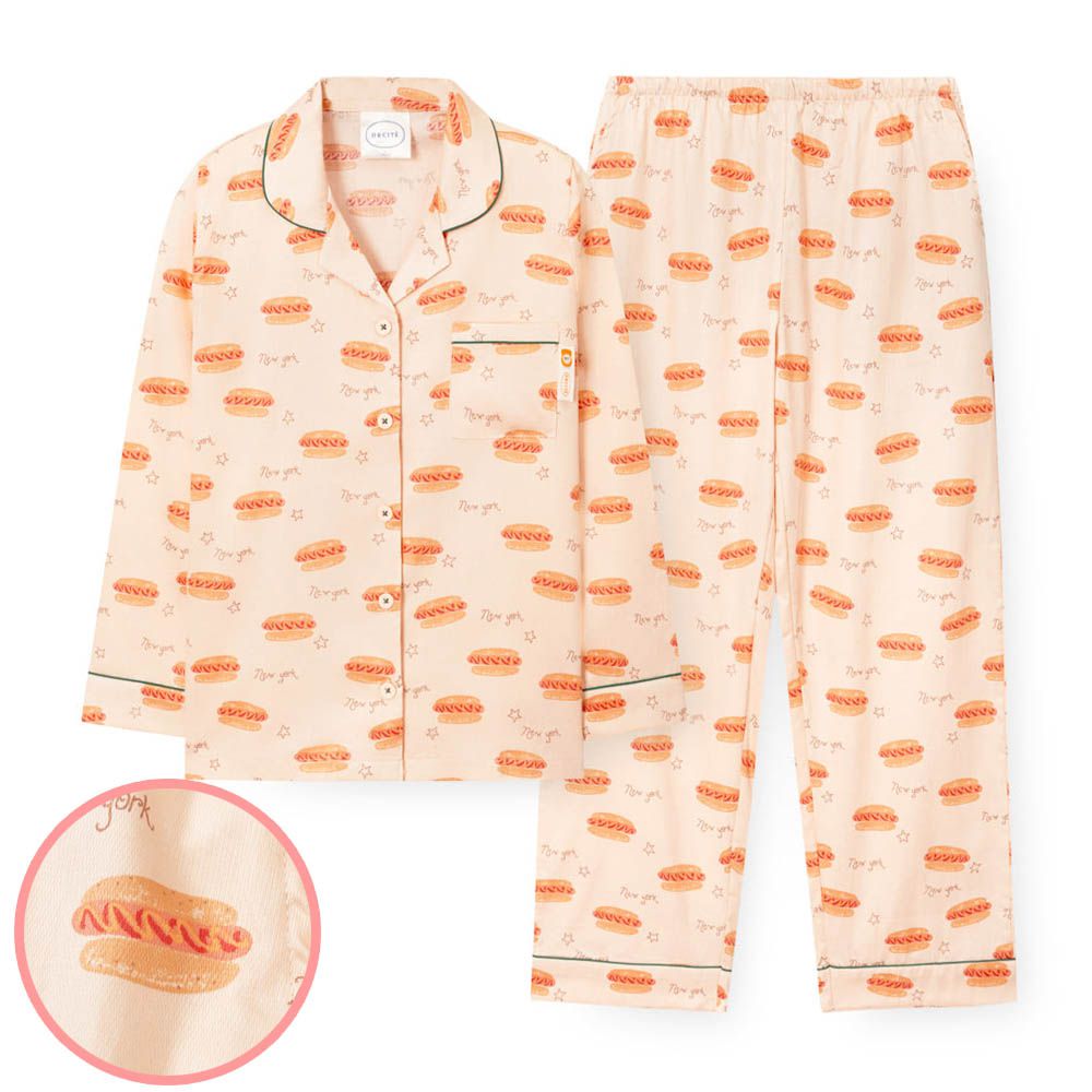 (媽媽)透氣輕柔棉翻領長袖睡衣套裝-紐約熱狗堡-杏膚