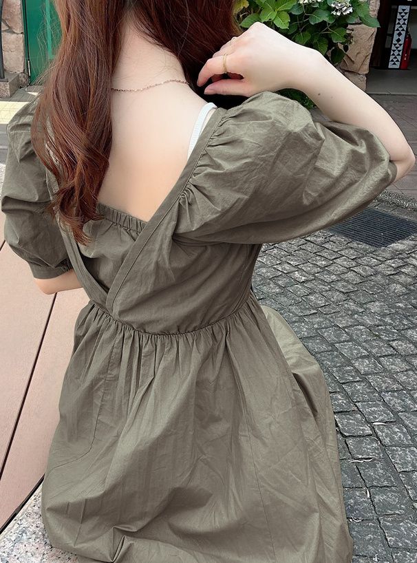 日本 GRL - 休閒百搭方領泡泡袖洋裝-黑