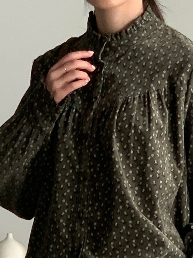 韓國女裝連線 - 滿版小花朵燈芯絨長袖襯衫-軍綠 (FREE)