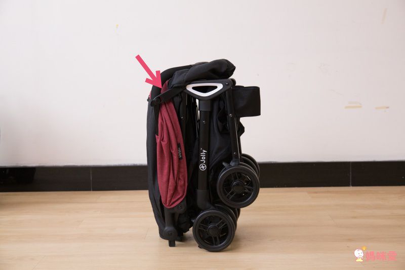 折疊推車最佳選擇！$5000元有找！收納面積最小【JOLLY 嬰兒手推車】單手秒收沒問題！