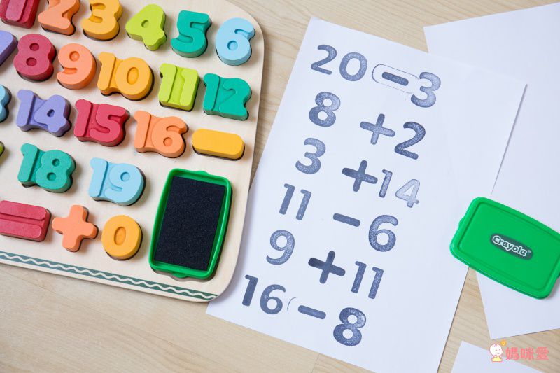 Crayola繪兒樂 - 早教創意啟蒙趣味蓋印塗鴉數字木拼圖-【獨家送】Crayola質感收納袋