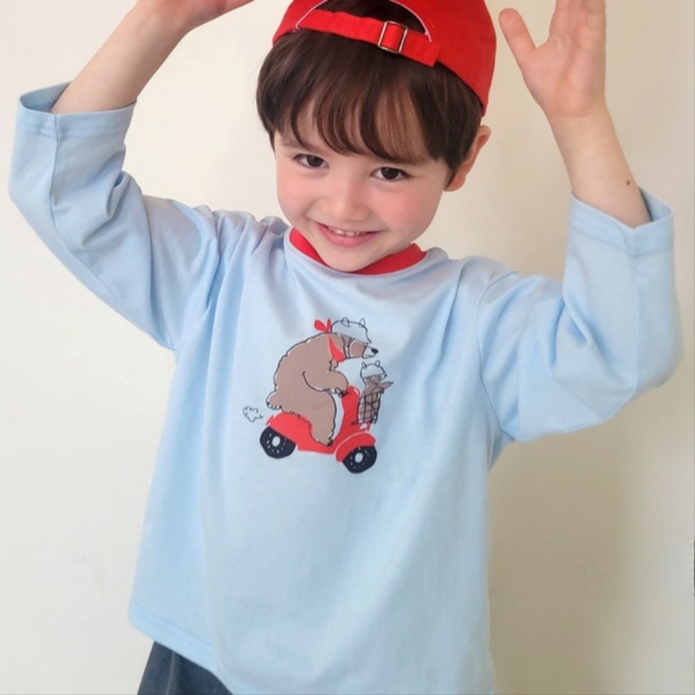 Peanuts House 純棉長袖上衣-摩托車熊熊-淺天藍