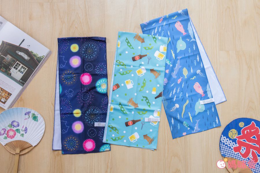 日本 DECOLE - 神奇水涼感巾(附領巾釦/收納袋)-海底世界-水藍 (20x90cm)