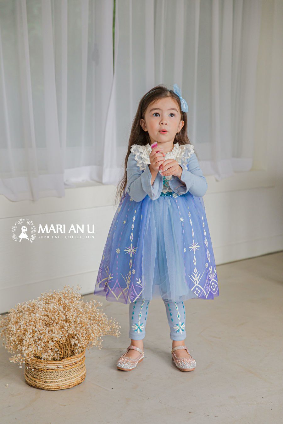 韓國 mari an u - 蕾絲白領艾莎洋裝-閃耀藍