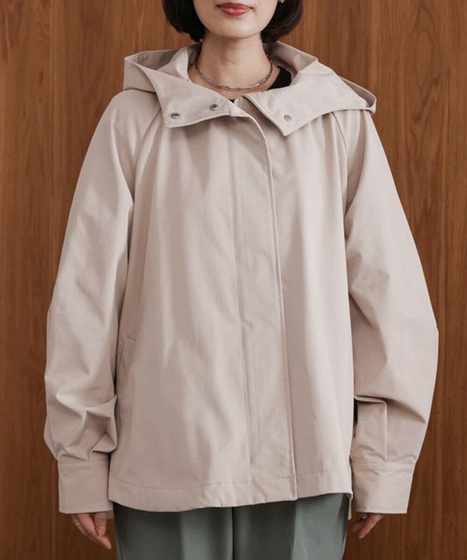 日本 Bab - [人氣款]背後皺摺薄紗連帽風衣外套-卡其杏