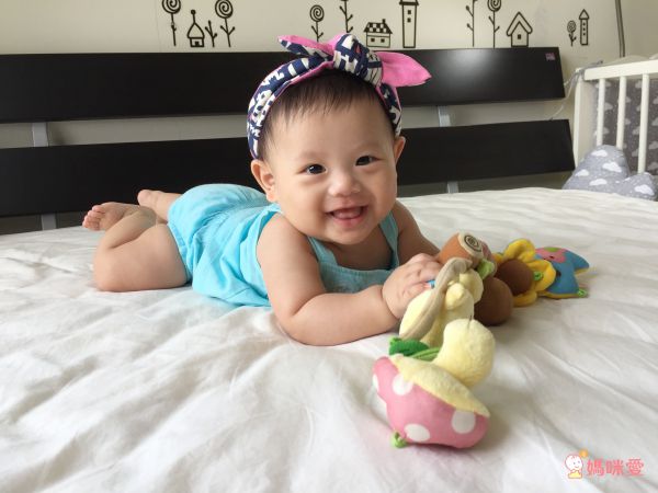 日本 Combi - Kuma 哭聲感應安撫音樂鈴-0個月起