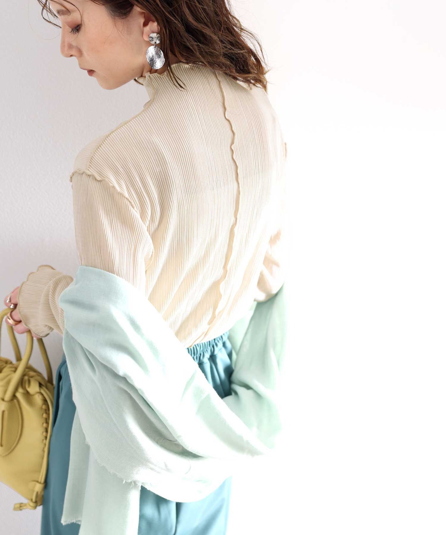 日本 Classical Elf - 光澤感木耳邊薄長袖上衣-酪梨綠