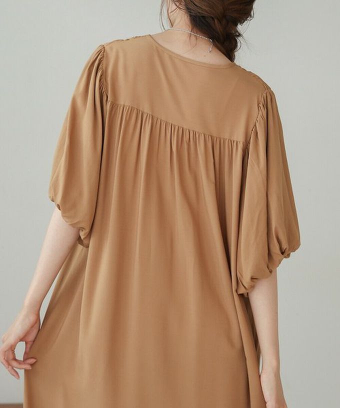 日本 Bab - 領口休閒綁帶泡泡短袖洋裝-經典黑 (M)