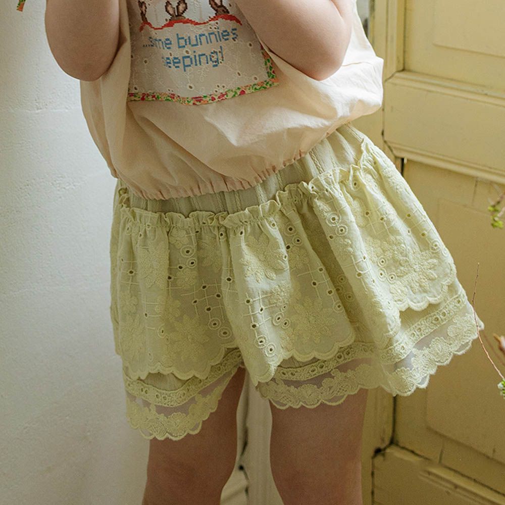 鬆緊腰浪漫層次蕾絲短褲-黃綠
