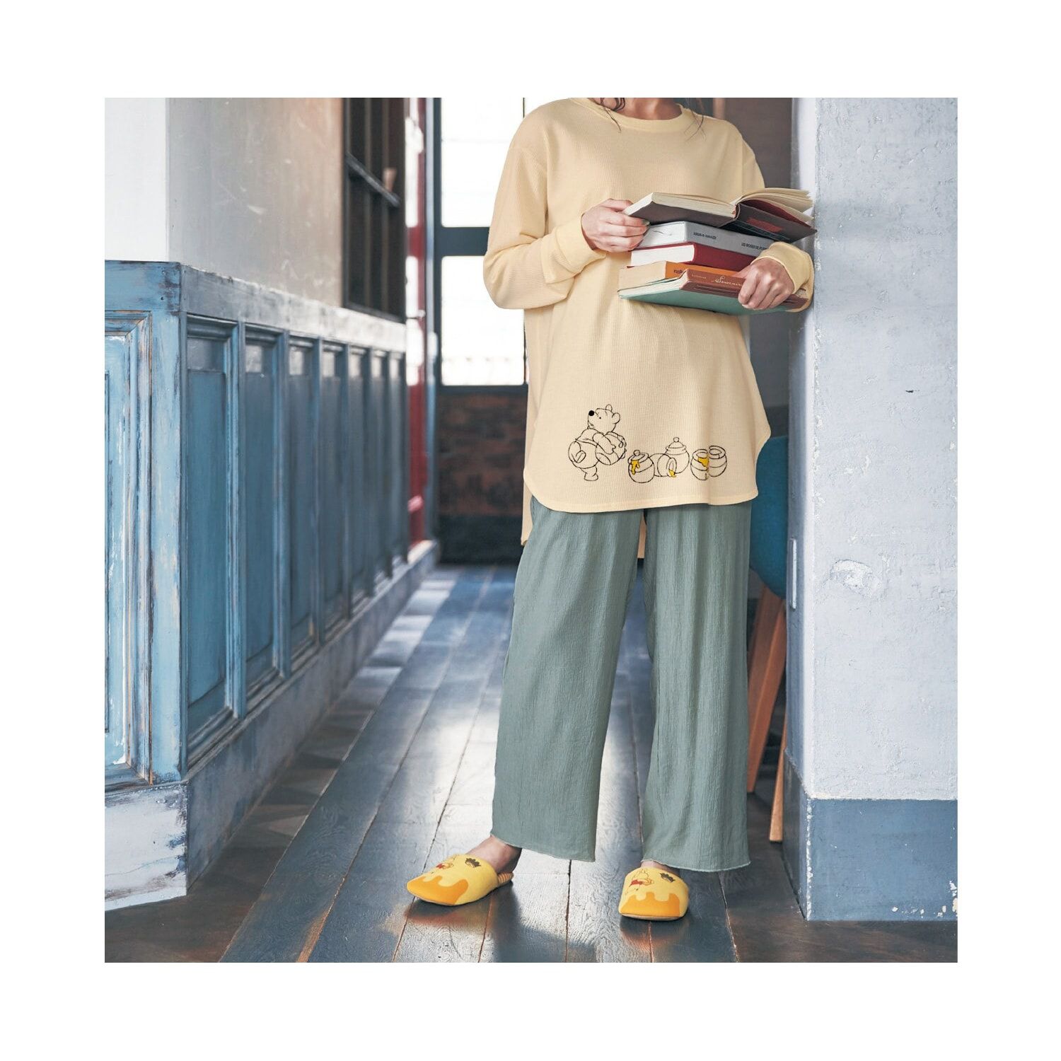 日本千趣會 - 迪士尼室內拖鞋-米奇蒲公英-杏