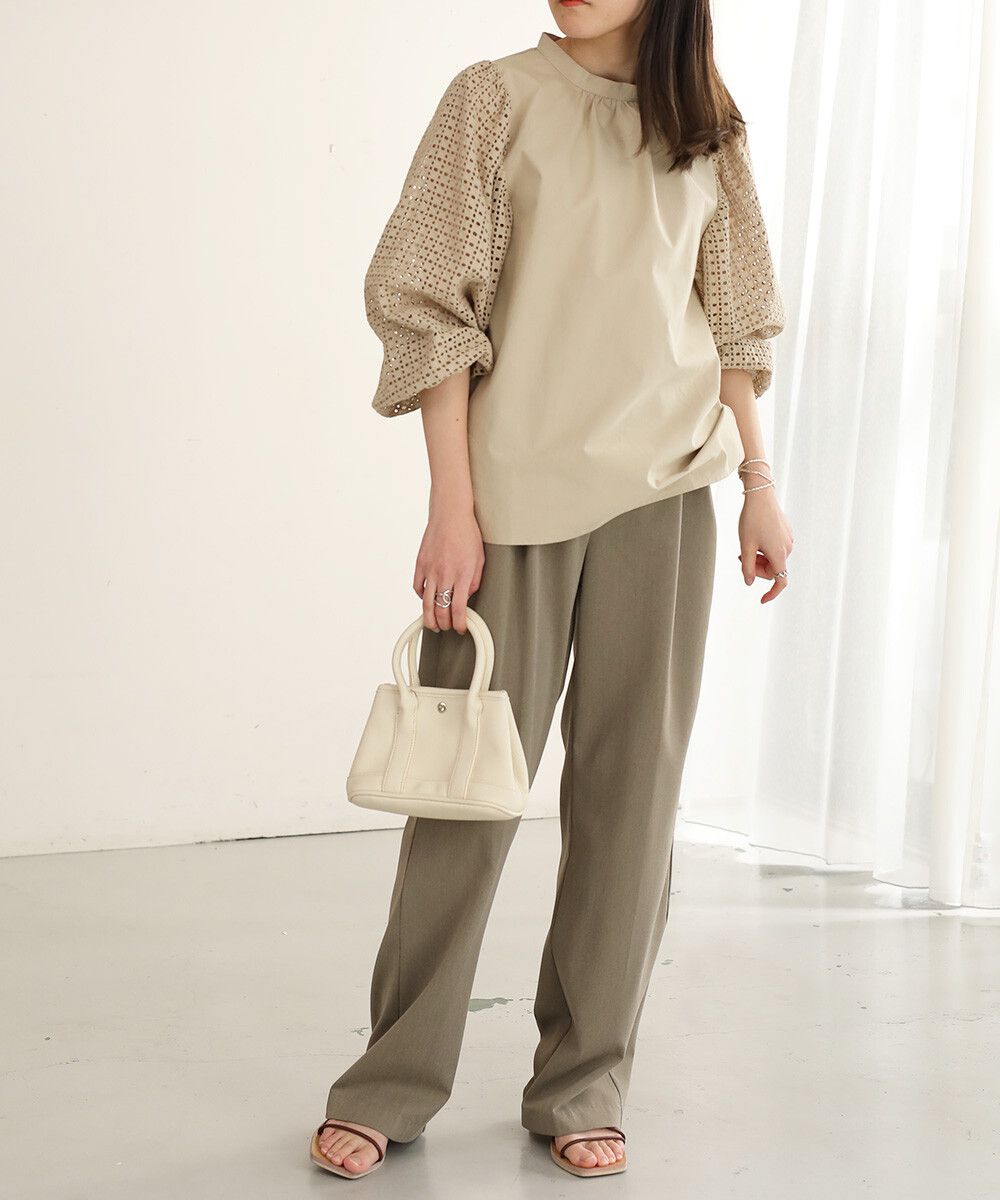 日本 Bab - 棉質立領雕花泡泡袖上衣-氣質米