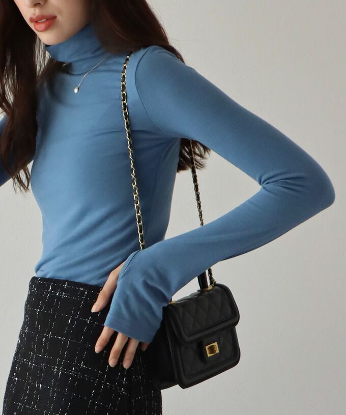 日本 BLUE EAST - 柔軟彈性長袖內搭上衣-寶藍