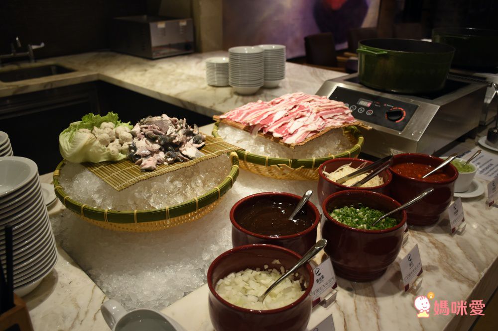 台南大員皇冠四人房2大1小$4299起 指定平日