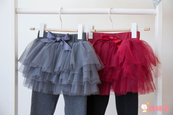 女寶最愛穿著第一名！Little moni 甜美紗裙、內搭褲