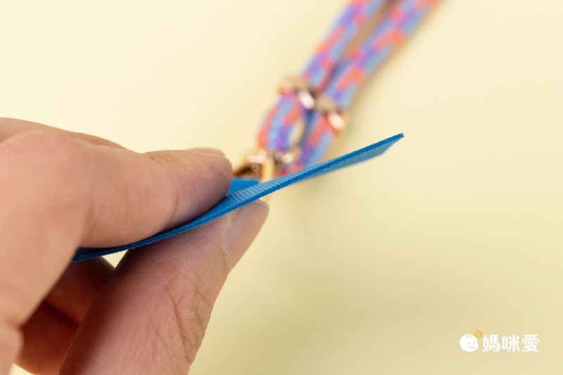 釋放雙手！日網爆款 ✿ 手機掛繩Ｘ夾片兩件組，不挑機型都可用