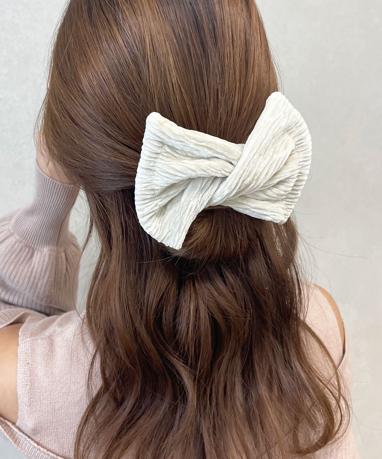 日本 Lattice - [日網熱銷] 簡單優雅紐結髮圈-光澤燈芯絨-米杏