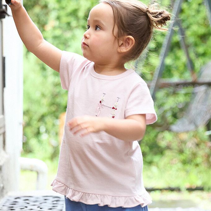 日本 petit main - 荷葉邊英文刺繡短袖上衣-S-鵝黃