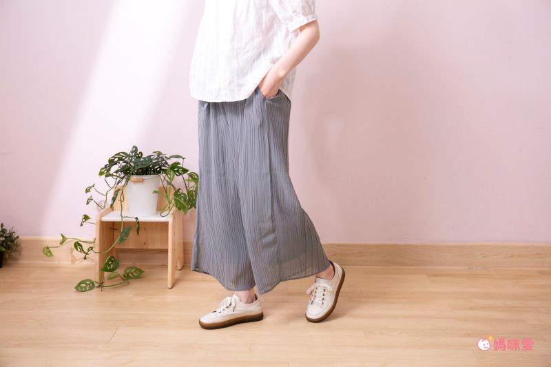 日本 Bou Jeloud - 異材質拼接百摺長袖上衣-萊姆黃