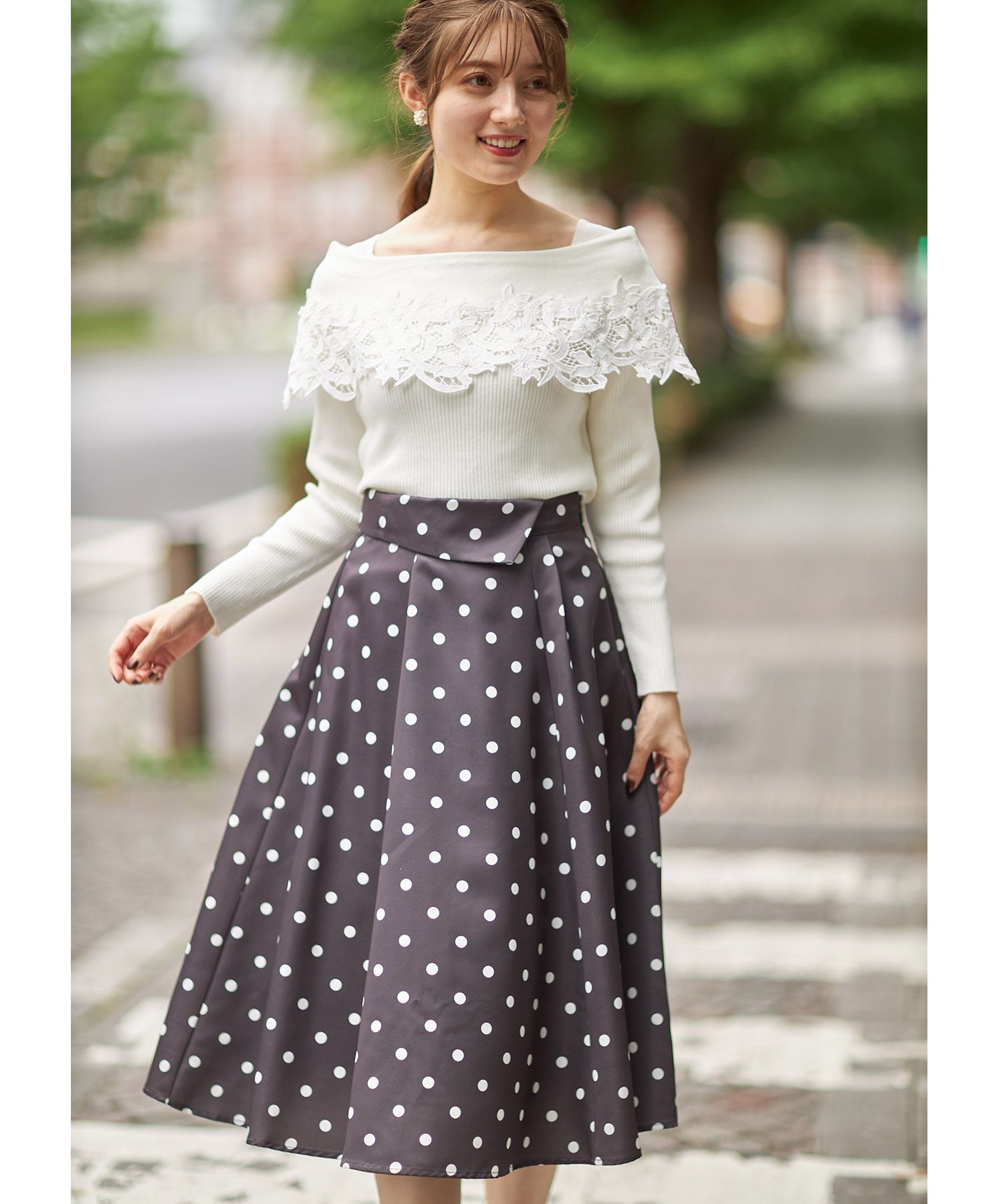 日本 tocco-closet - 氣質蕾絲拼接針織上衣-天使白