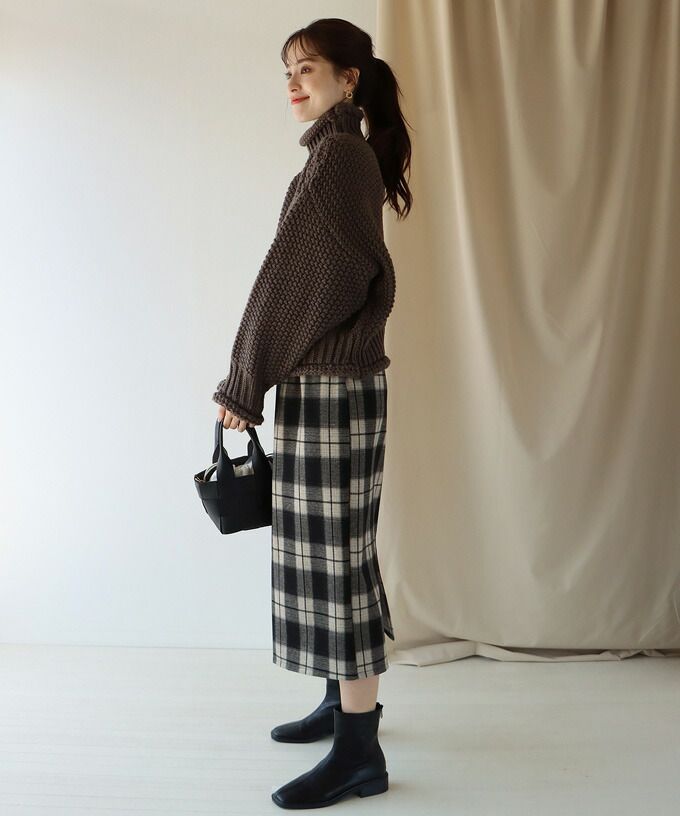 日本 BLUE EAST - 氣質修身學院風長裙-格紋-黑