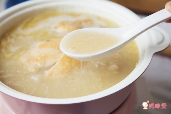 韓國四大名湯精選！神仙雪濃湯/牛肉辣湯/人蔘雞/牛骨湯