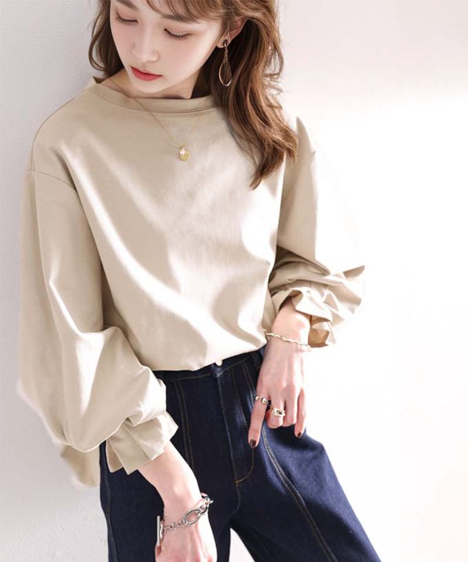 日本 Classical Elf - 100%棉 船領顯瘦糖果袖上衣-淺卡其